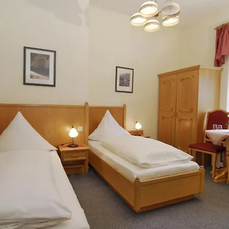 Wirtshaus Zum Pferdemarkt Konukevi Saarburg