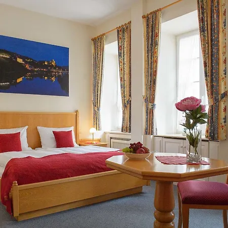 Wirtshaus Zum Pferdemarkt 3*