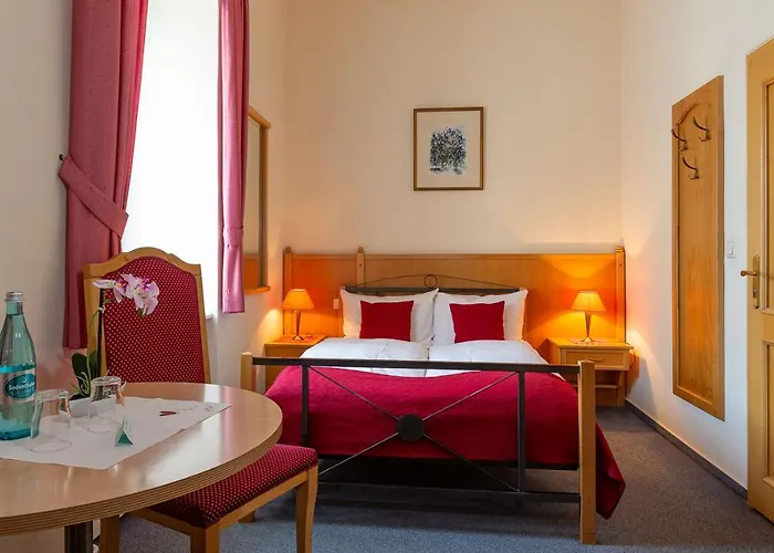 Wirtshaus Zum Pferdemarkt Konukevi 3*