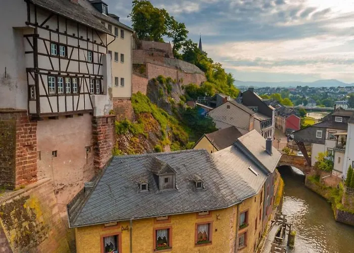 Wirtshaus Zum Pferdemarkt Guest house Saarburg